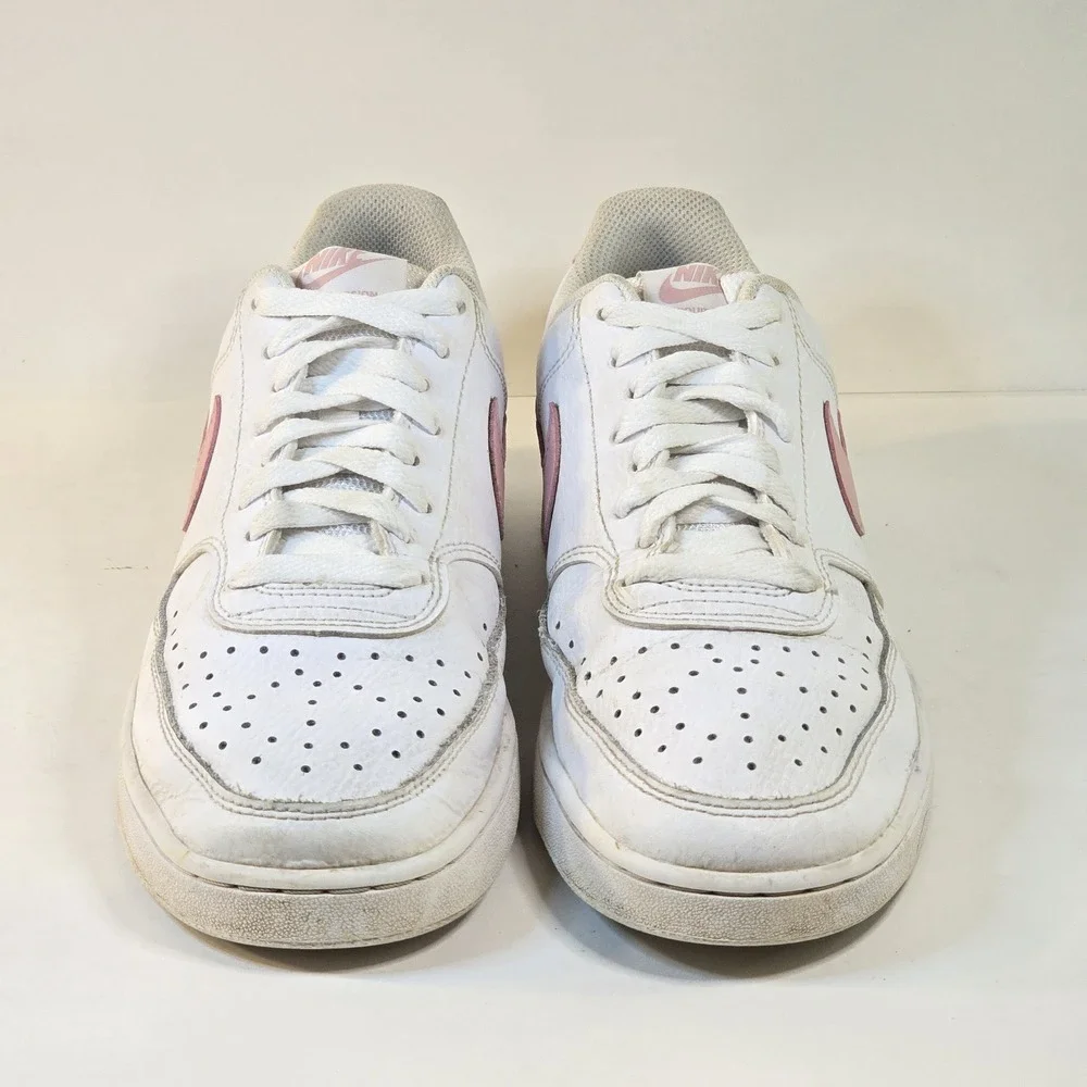 Nike White and Pink Low-Top Athletic Shoes
